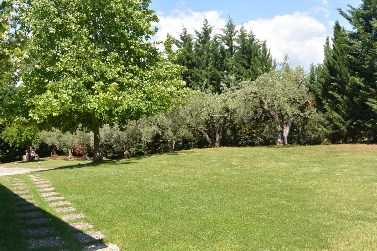 Tradiotional House Apartment Metamorfosi  Exterior photo